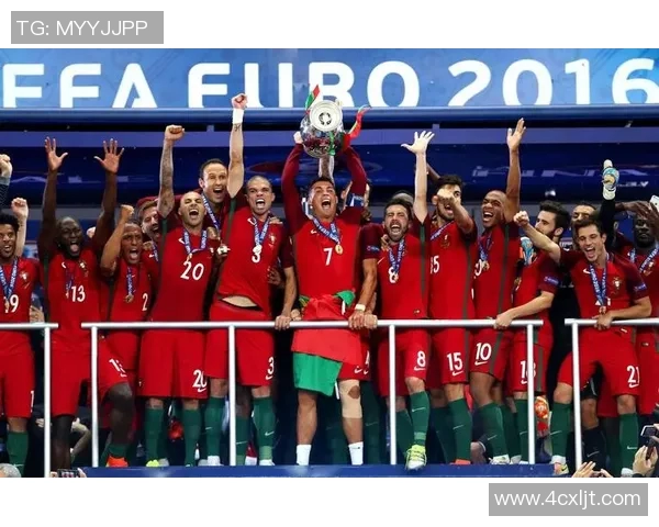 足球神图中的传奇时刻与球星风采：聚焦世界足坛最震撼瞬间与球员荣耀