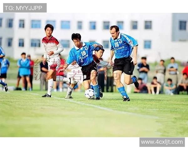 大连万达足球队明星球员风采与成就回顾